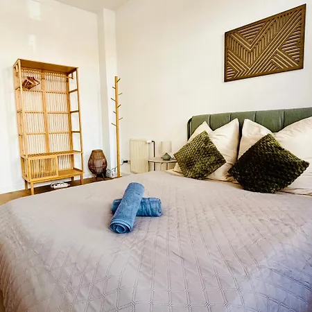 Stilvolles Boho Studio-birgit S-bahn-wifi-garten